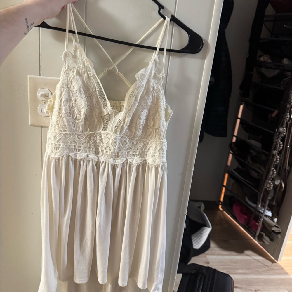 Elegant Cream Lace Tank